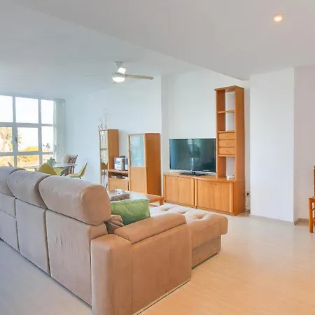 Residencial Lagos Del Castillo Apartment